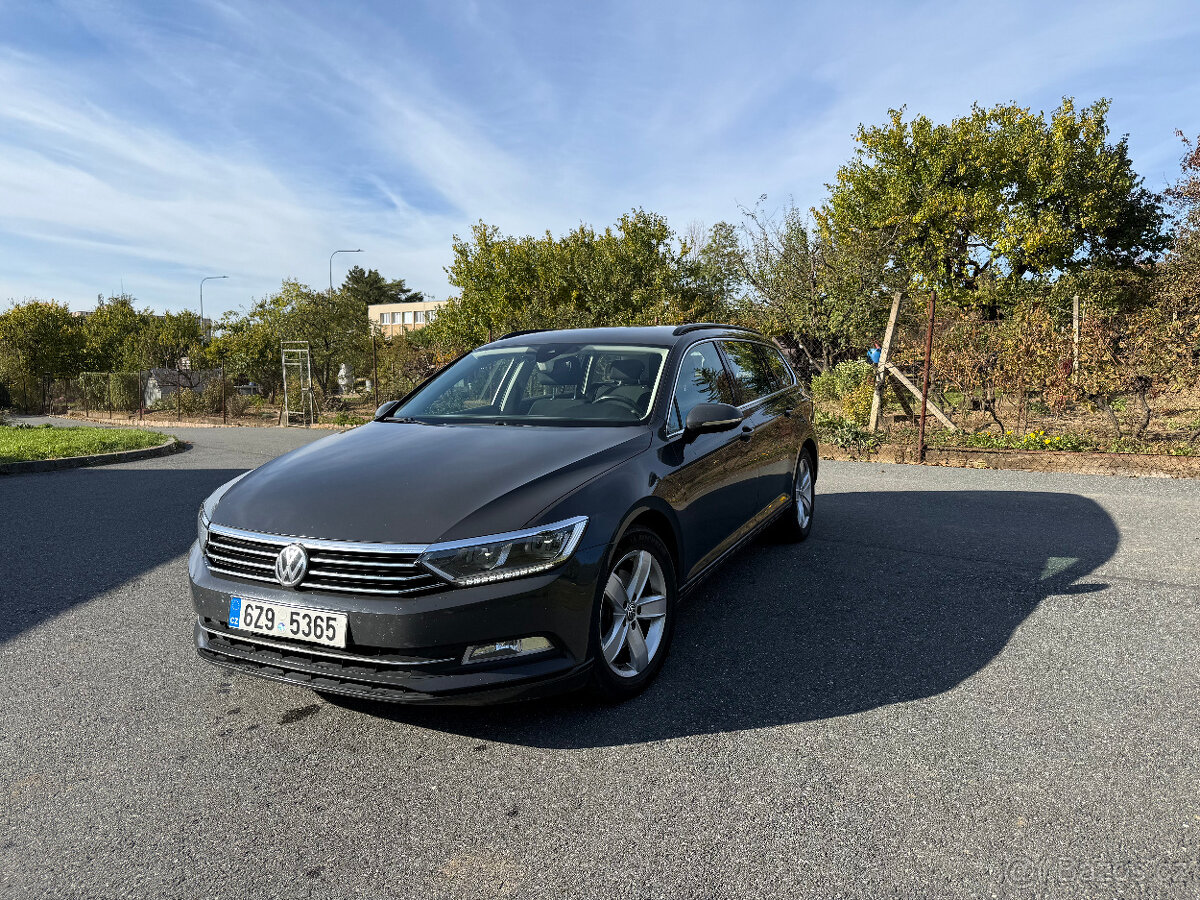 Volkswagen Passat, 2.0TDI 140kw,masáž,tažné,zimní