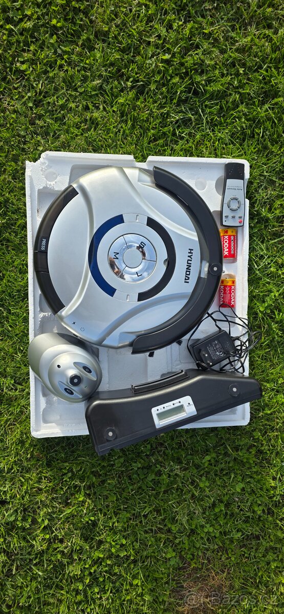 Robotický vysavač Hyunday