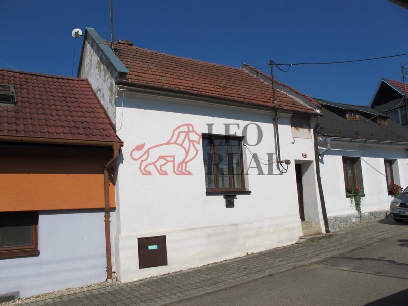 Prodej rodinného domu, okr. Blansko, + zahrada + 2500m2 orná