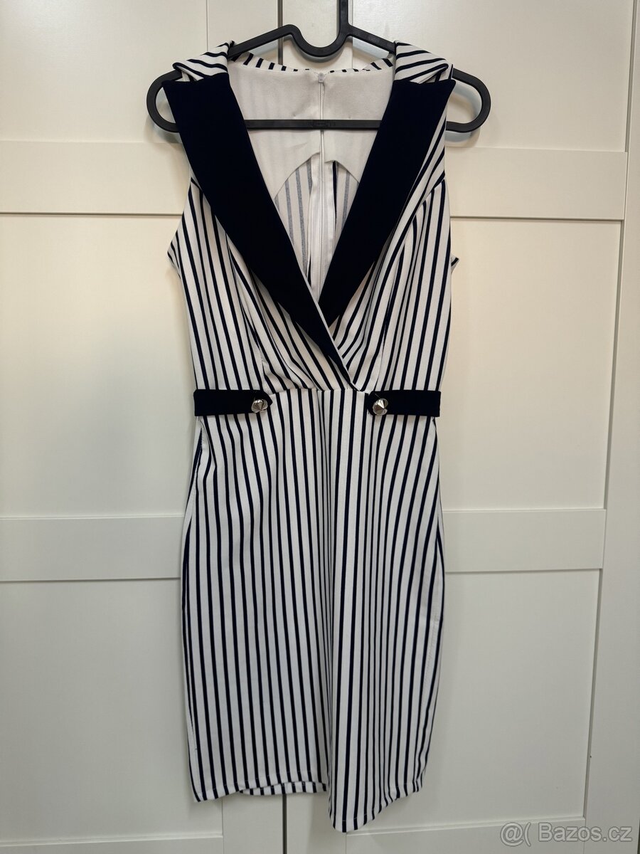 Nádherné námořnické šaty