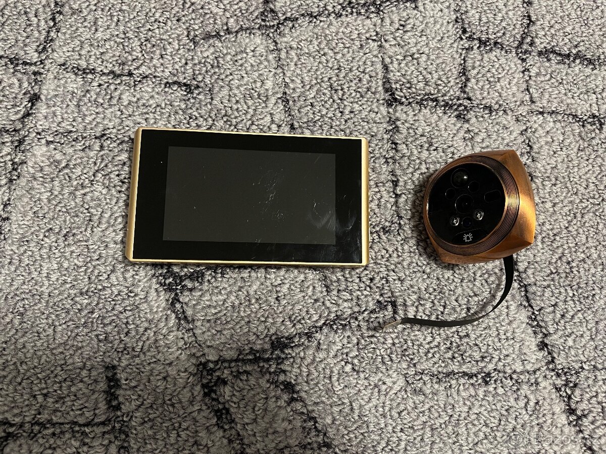 Digitální dveřní kukátko