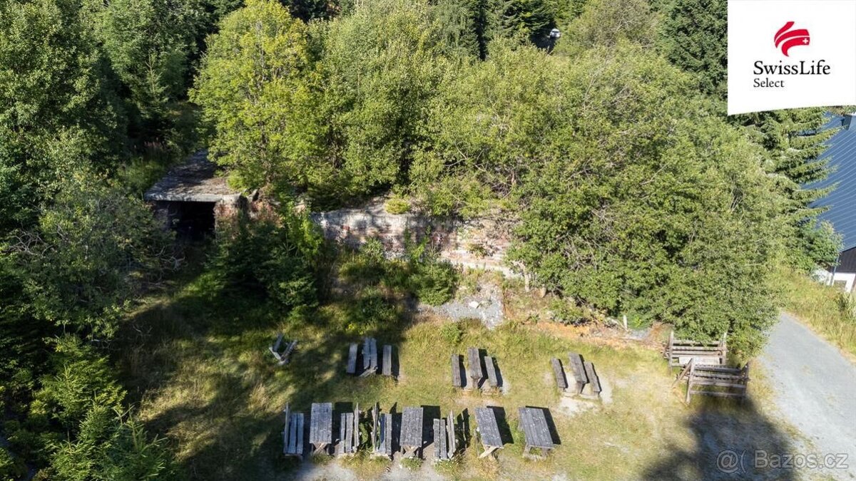 Prodej komerčního pozemku 1558 m2, Stará Ves