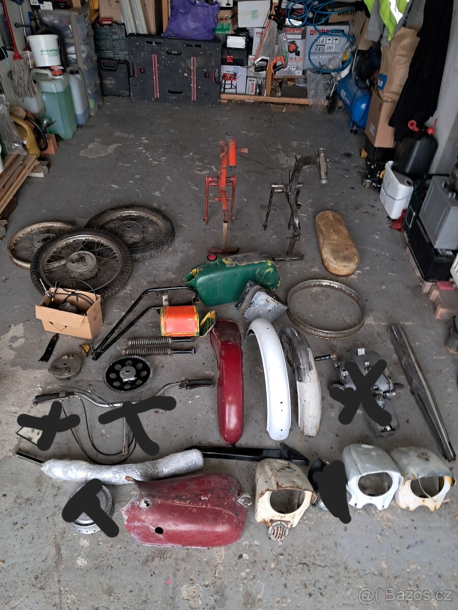 Díly jawa pionýr mustang