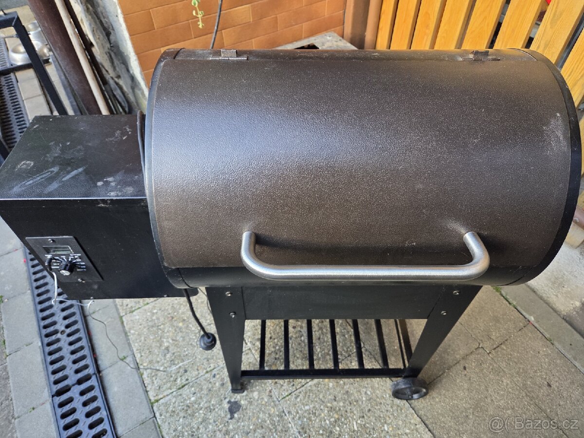 Peletový gril