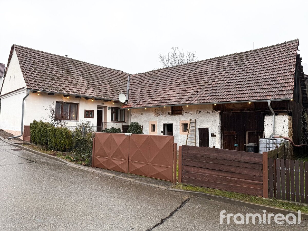 Prodej rodinného domu 109 m² se stodolou - Kaly u Tišnova