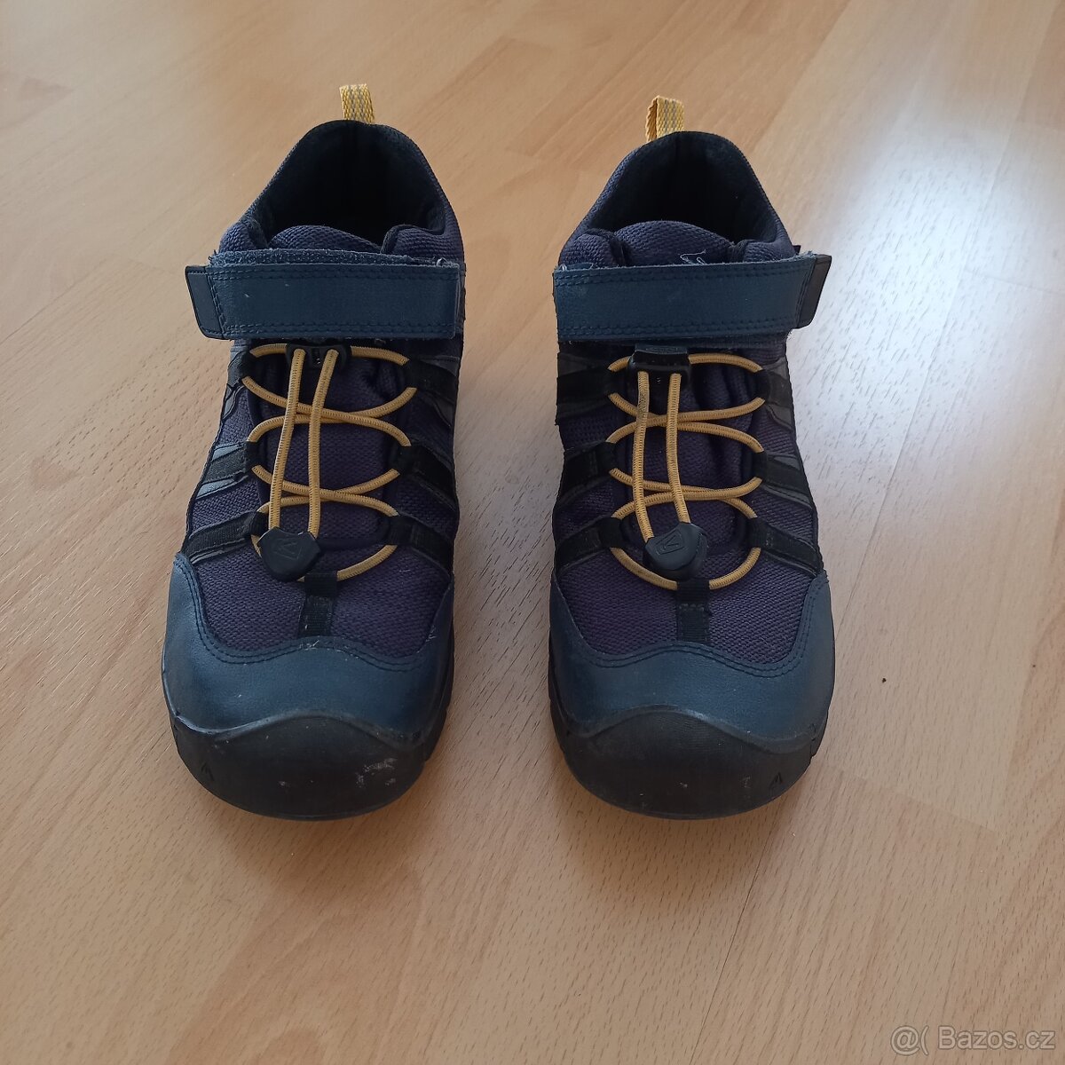 Chlapecké vyšší celoroční boty Keen vel. EU 37