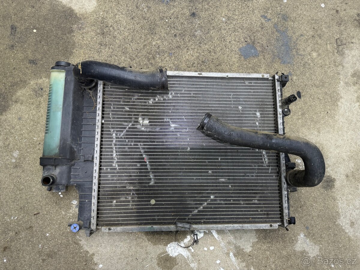 Chladič vody BMW M50B20