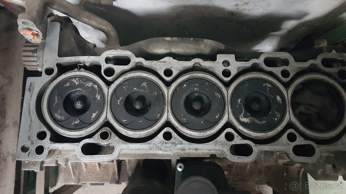 Blok motoru Volvo D5244T