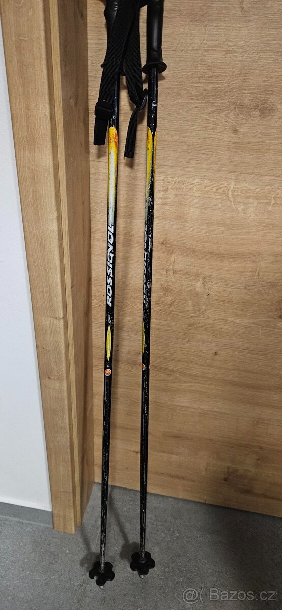 Lyžařské hůlky 135cm