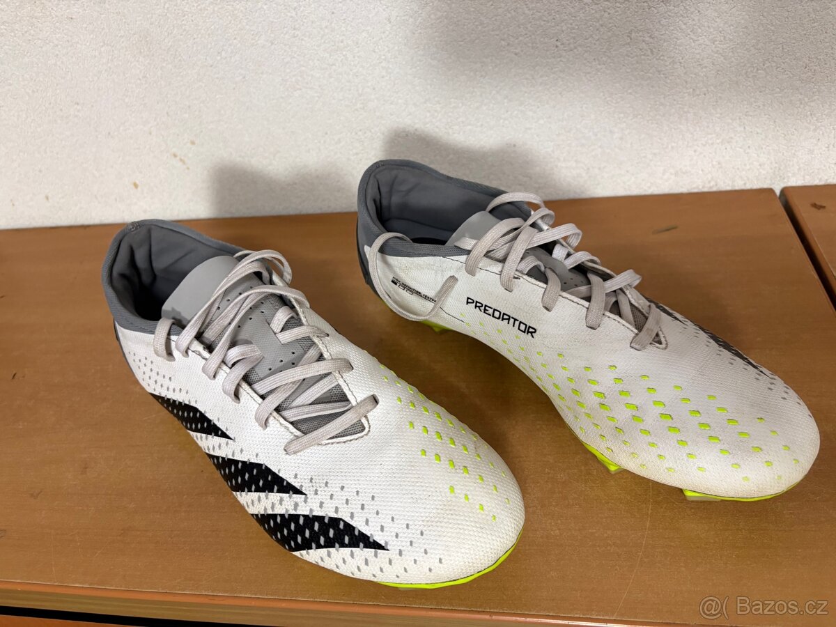 Kopačky Adidas Predator, vel. 43 1/3