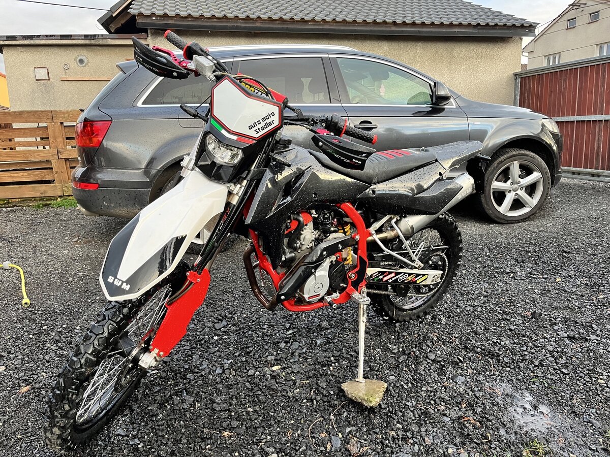 SWM RS 125 R