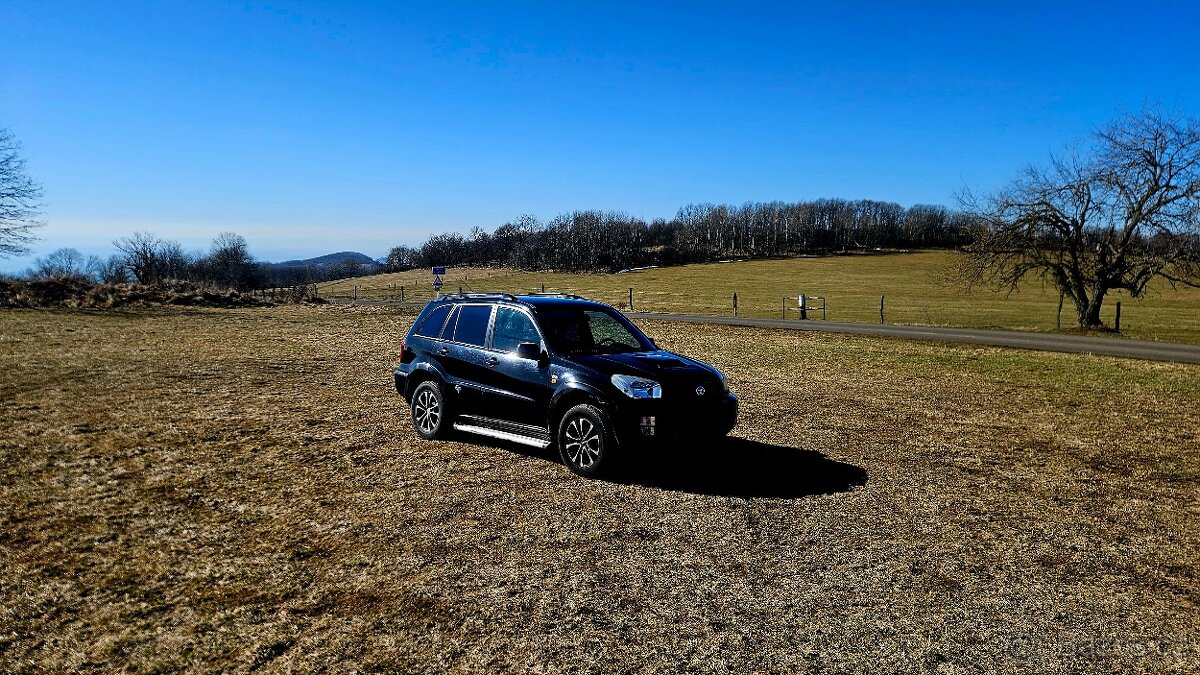 TOYOTA RAV4 2.0D 4X4 AWD Tažné
