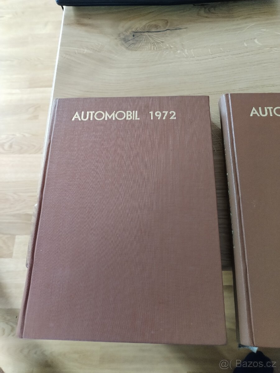 Automobil