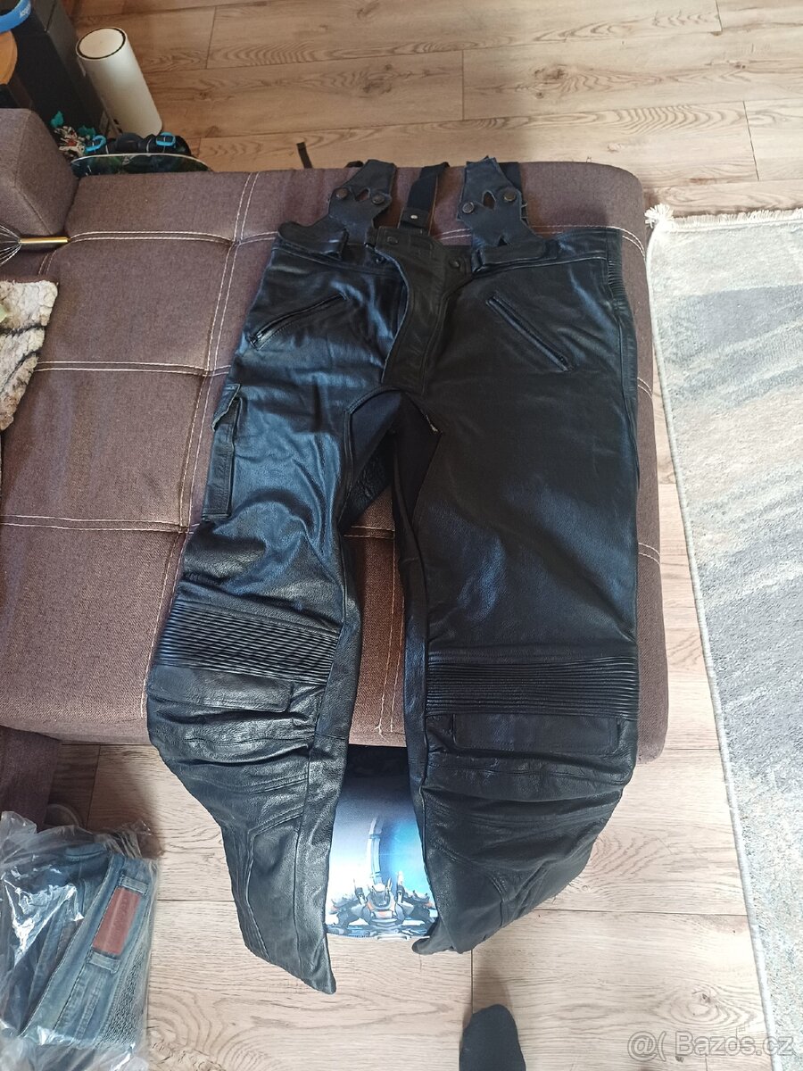 Značkové kožené kalhoty na motorku Nazran