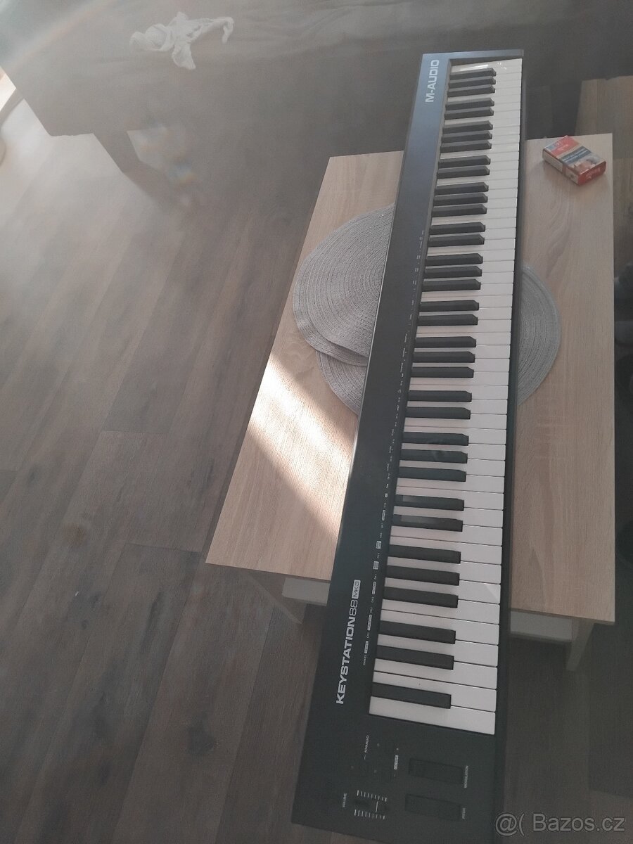 M-AUDIO