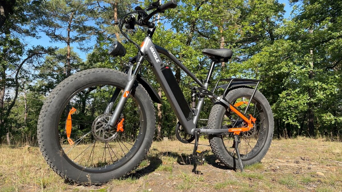 Vakole CO26 750W 26" Fat Bike 768Wh - celoodpružené kolo