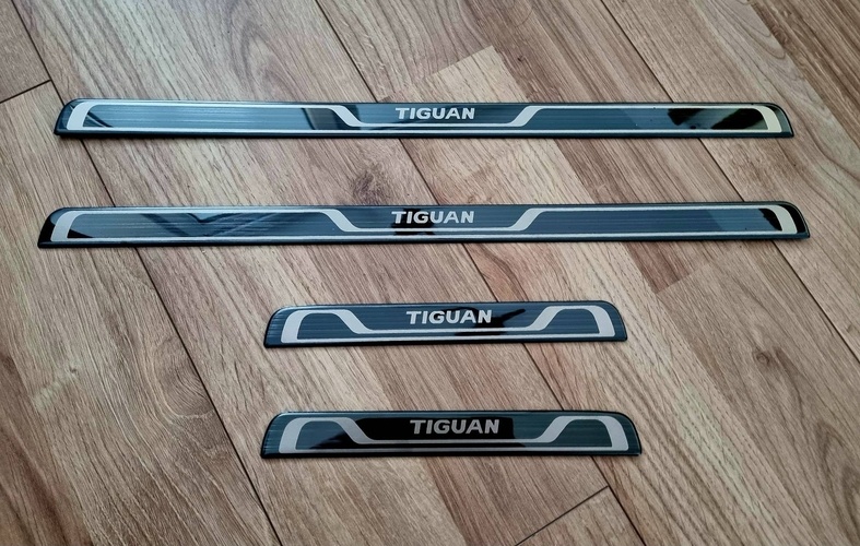 Prahove listy VW TIGUAN listy prahu dveri