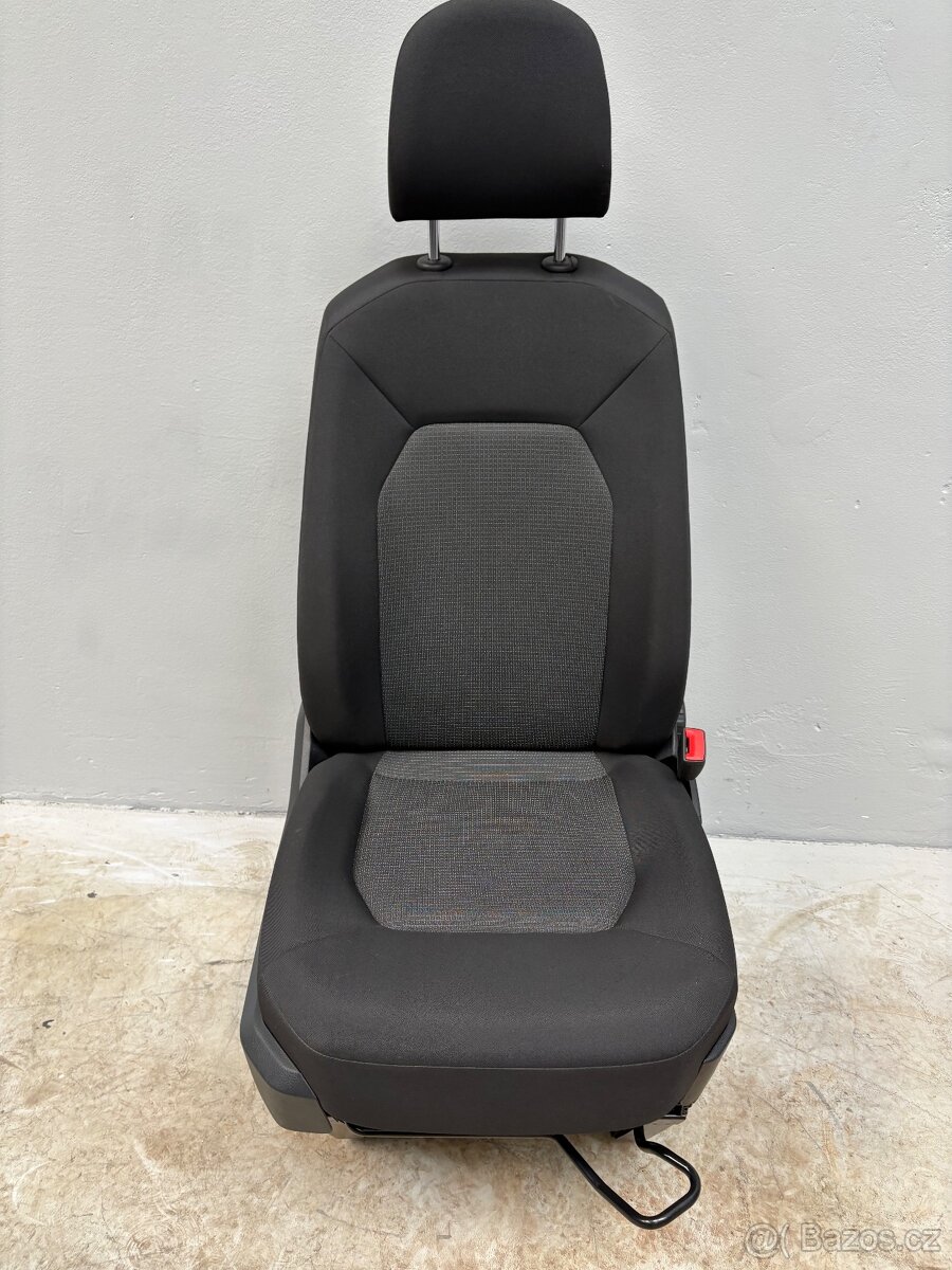 Sedadlo pravé Vw Crafter Man 2017- Výborný stav