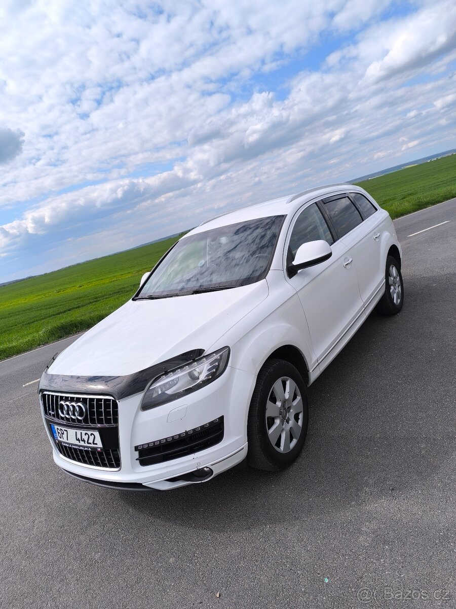 AUDI Q7 3.0TDI FL TOP STAV