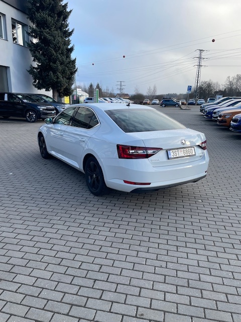 Škoda Superb
