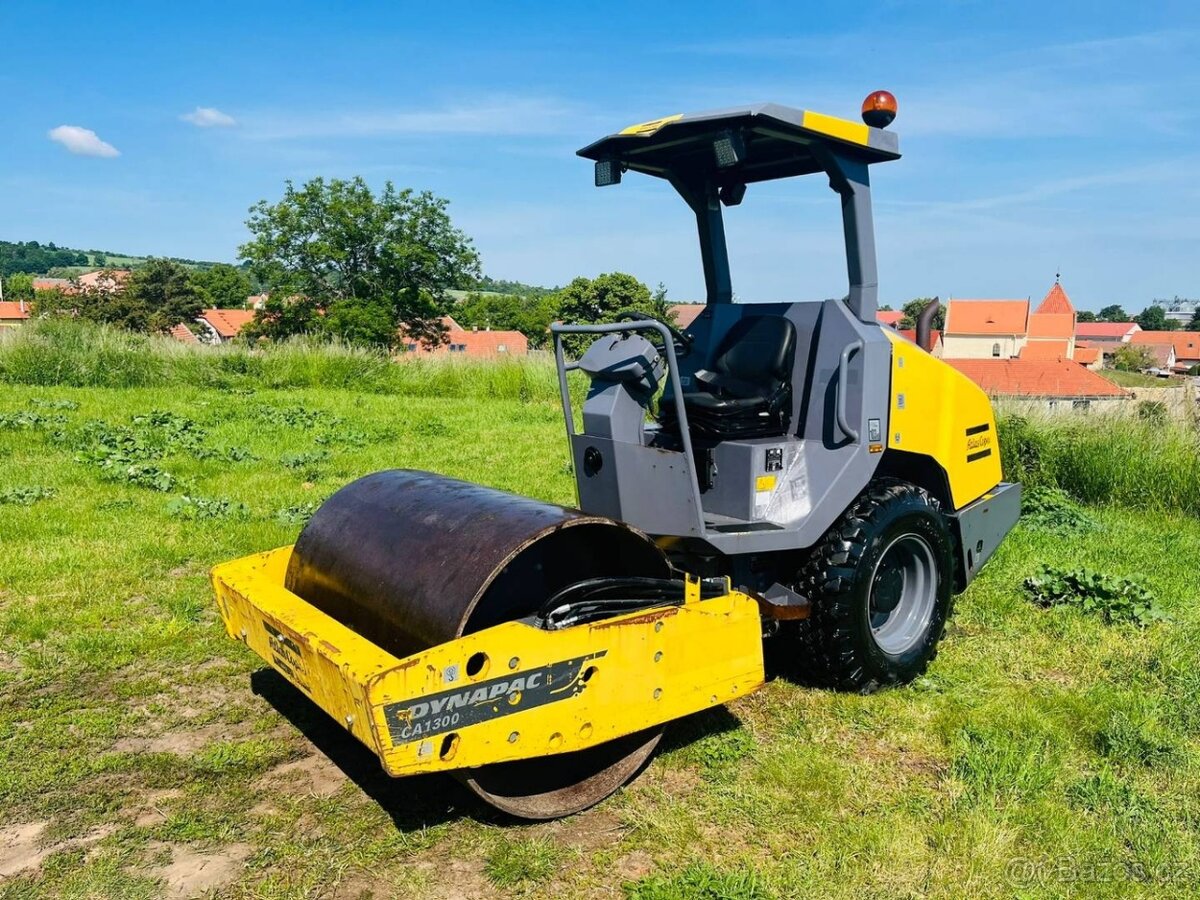 Vibrační válec Atlas Copco Dynapac CA1300