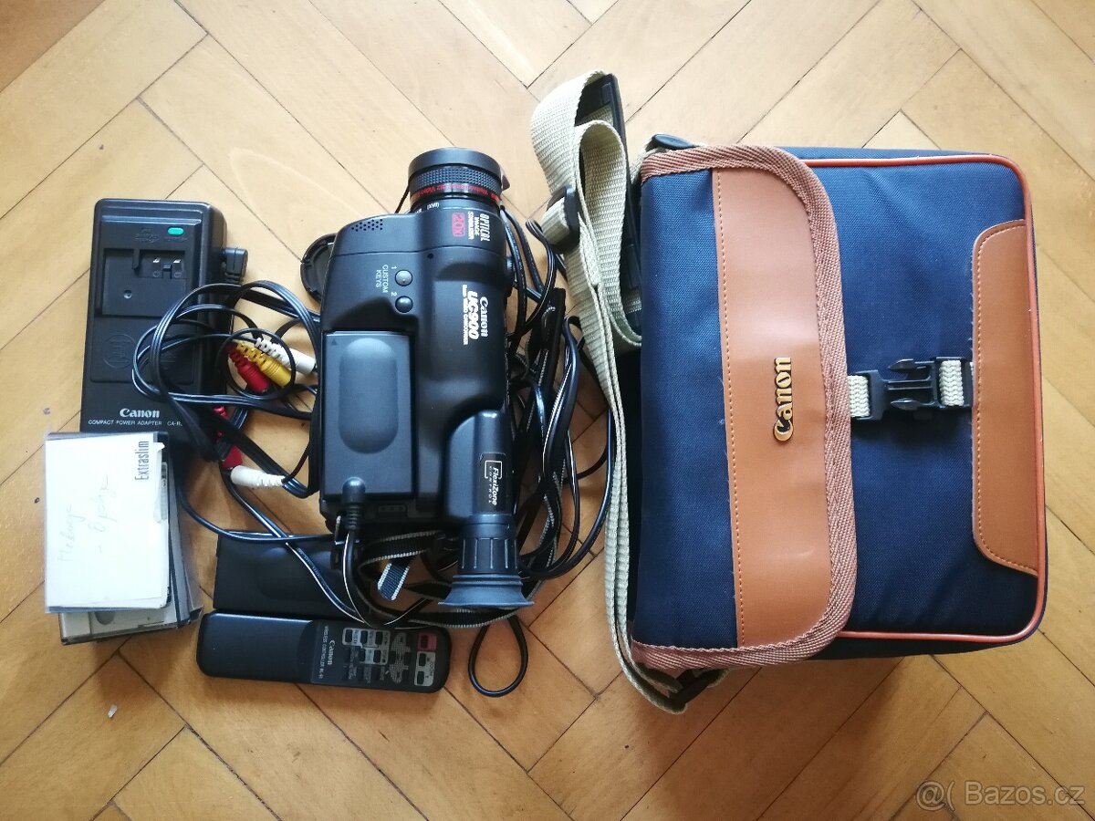 Videokamera Canon UC900