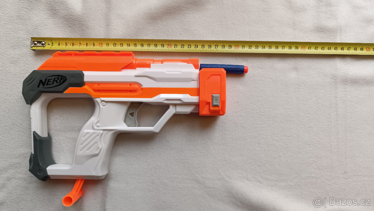 Nerf pistole a štít