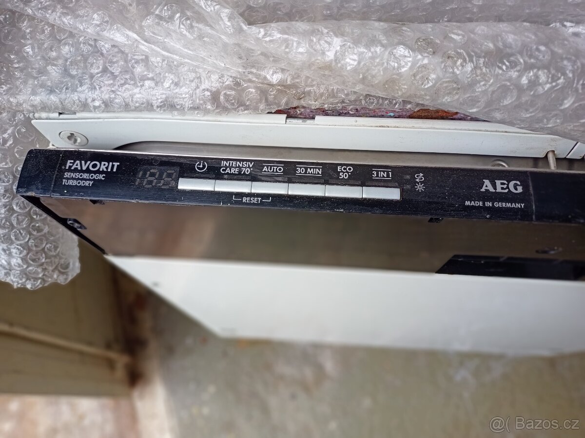 Vestavná myčka AEG F64070VI Favorit díly