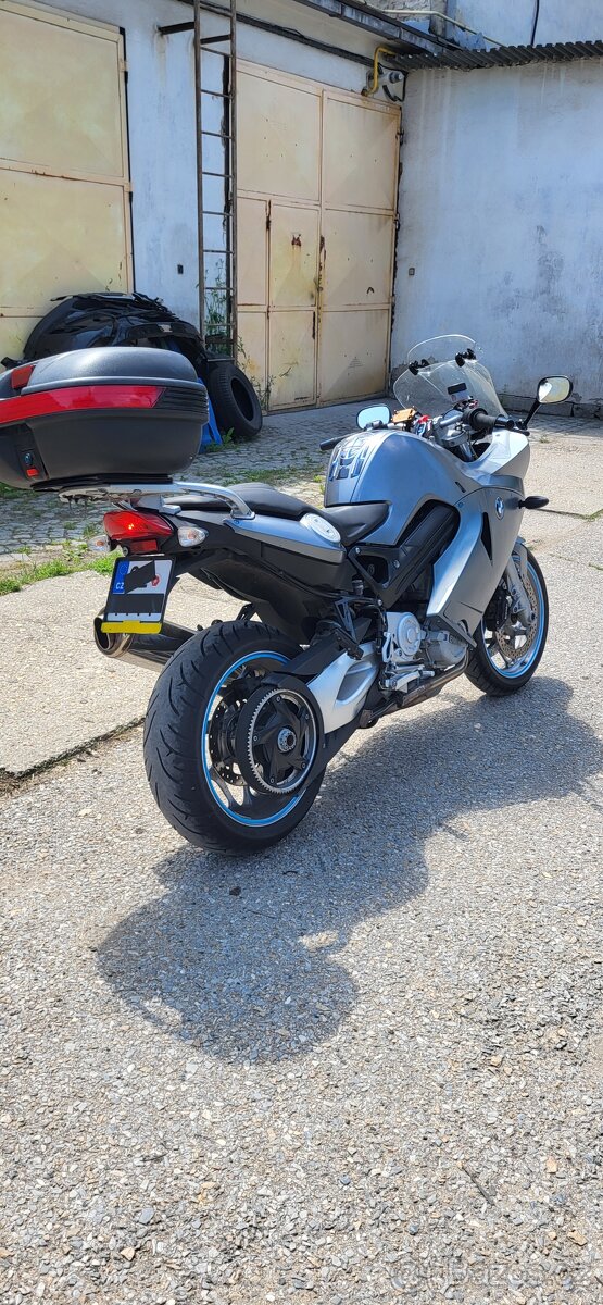 Bmw F 800 ST, v tp 25kw - dohoda
