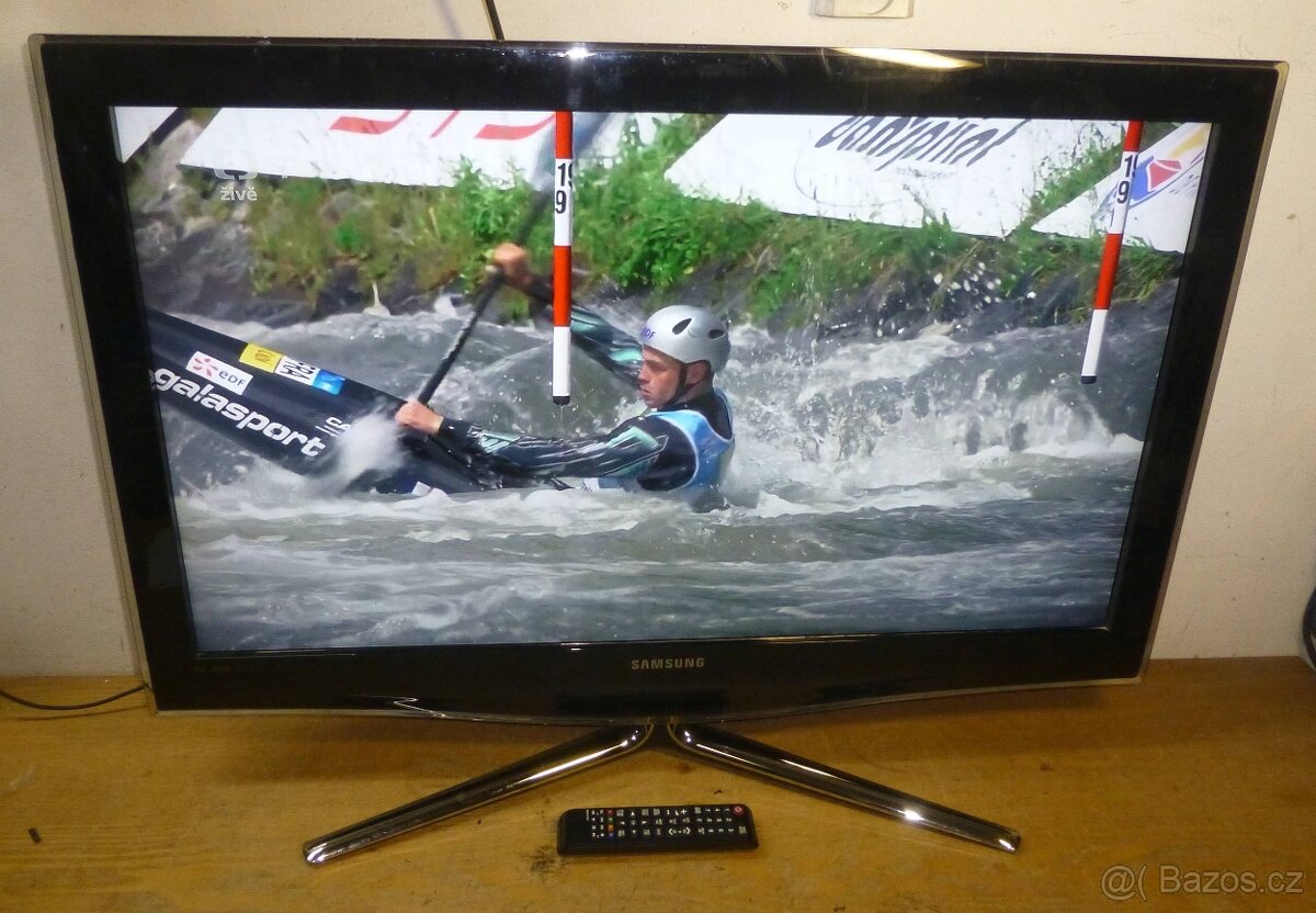 Full HD LCD televize 93cm SAMSUNG, nemá DVBT2