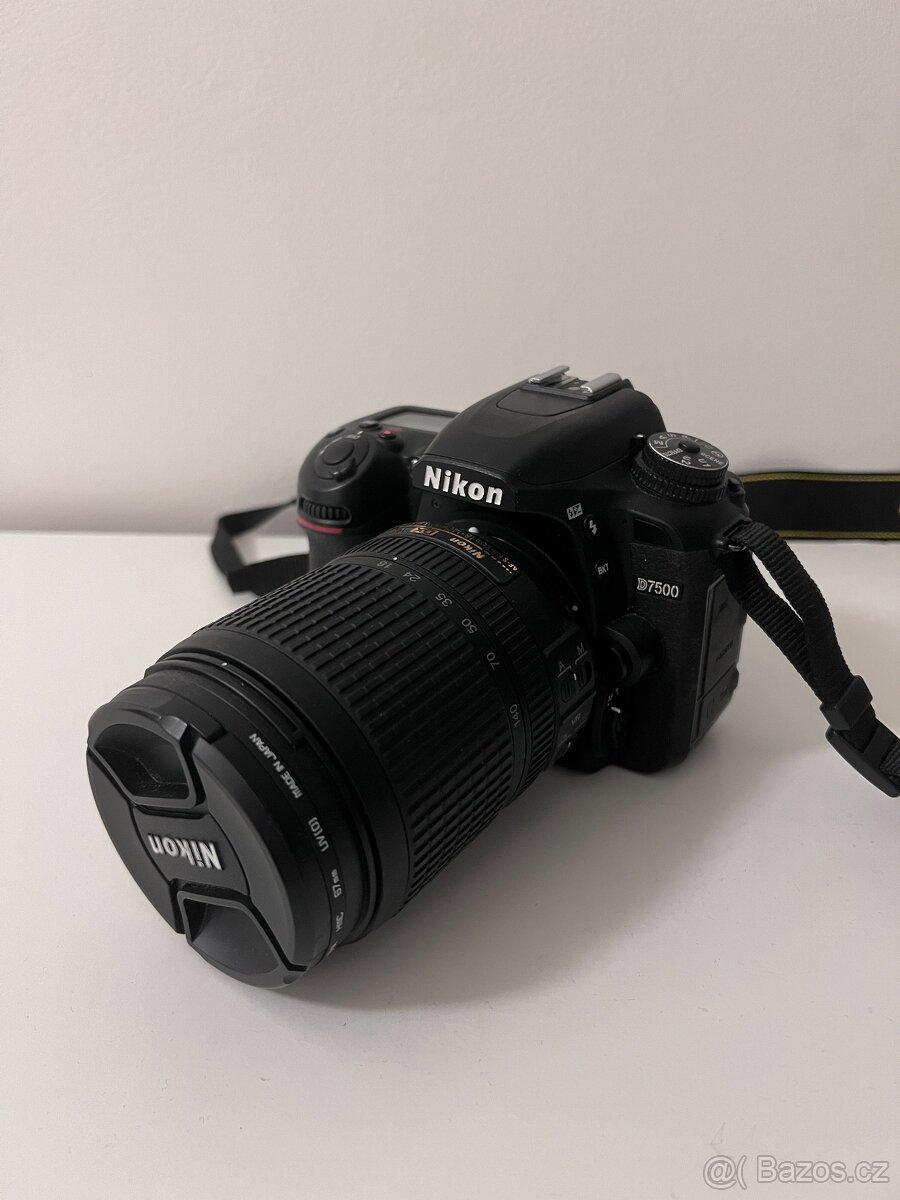 Nikon D7500 + Nikon 18-140 mm