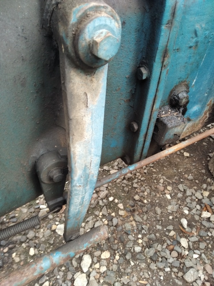 Prodám rovnou páku řízení na ZETOR25 N