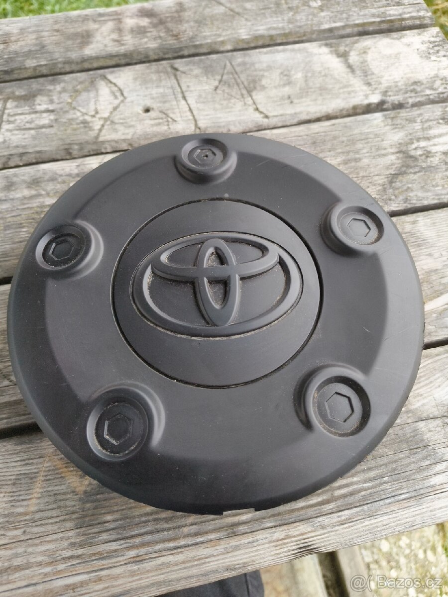 Poklice kryt kola Toyota Verso Pro Ace poklička středová