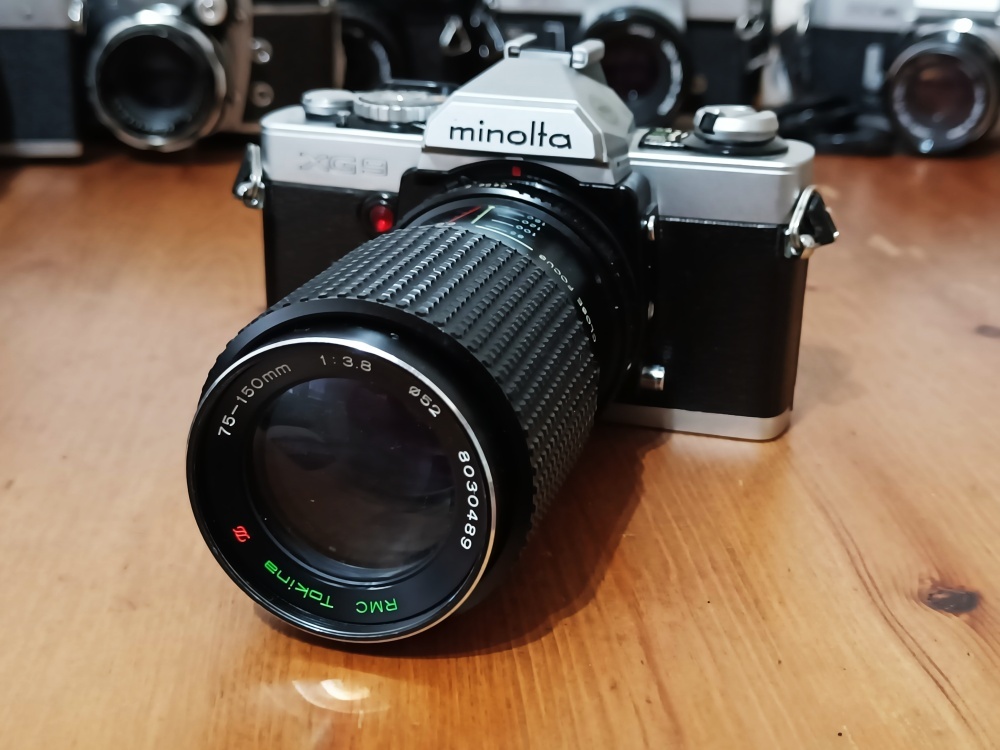 MINOLTA XG 9 (RMC Tokina 75-150mm) - 1979