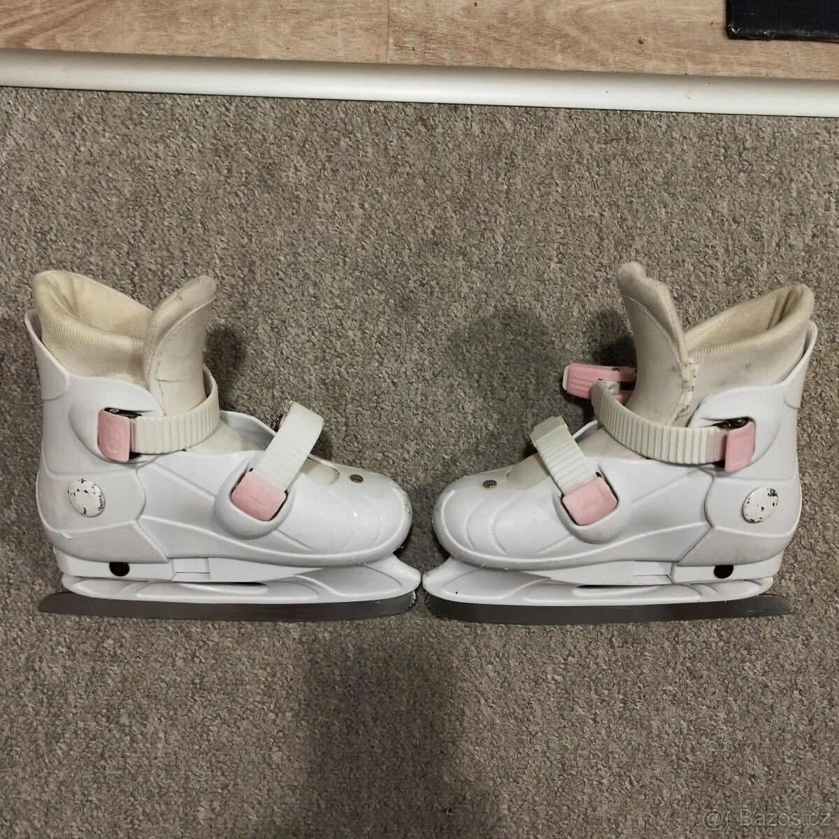 Dívčí lední brusle 28-32