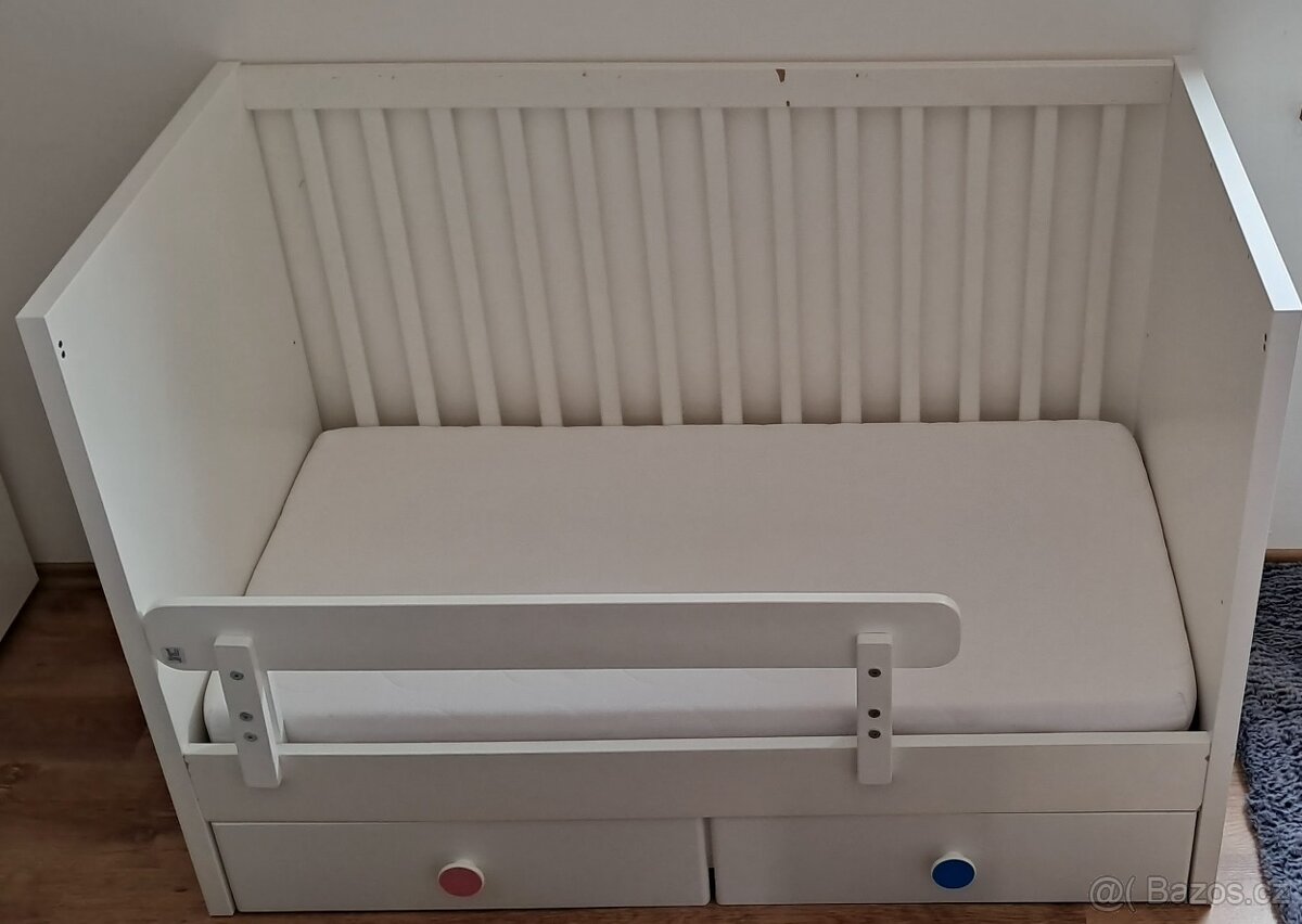 Ikea dětská postýlka se zásuvkami