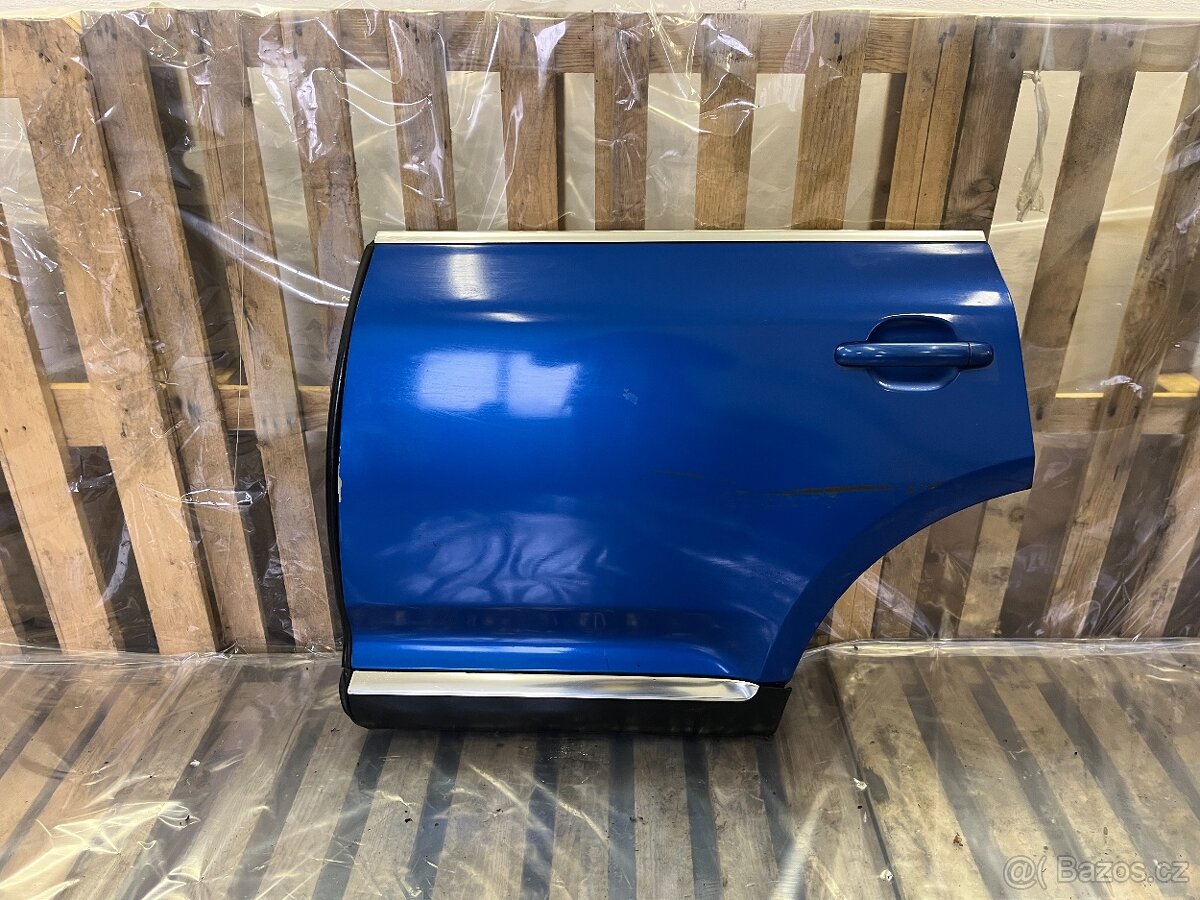 HOLÉ LEVÉ ZADNÍ DVEŘE VOLKSWAGEN TOUAREG 7L