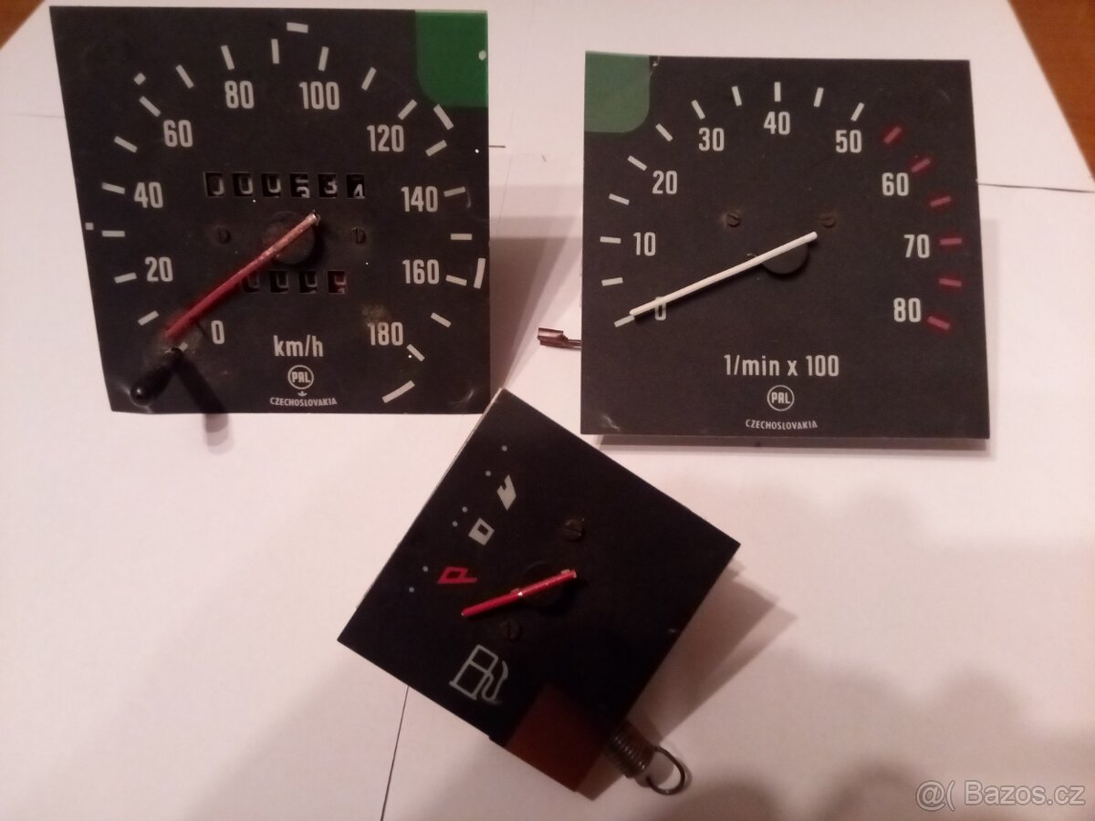 přístroje škoda favorit forman