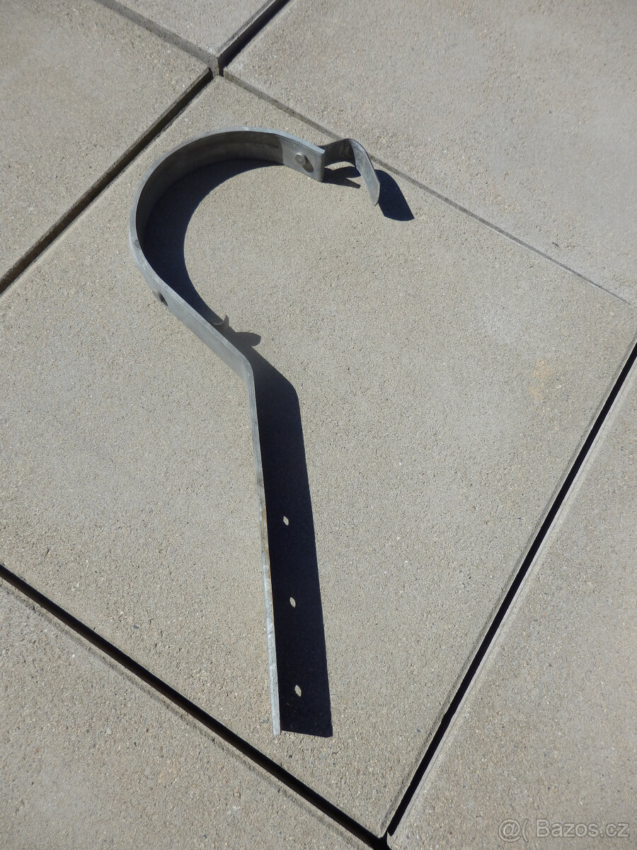 Žlabové háky pozinkované