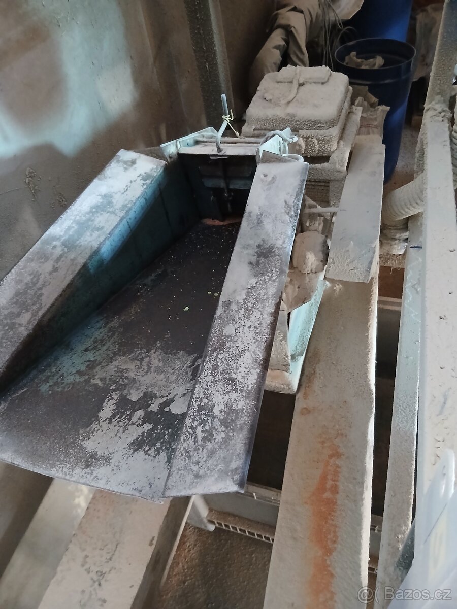 Prodám kladívkový šrotovník