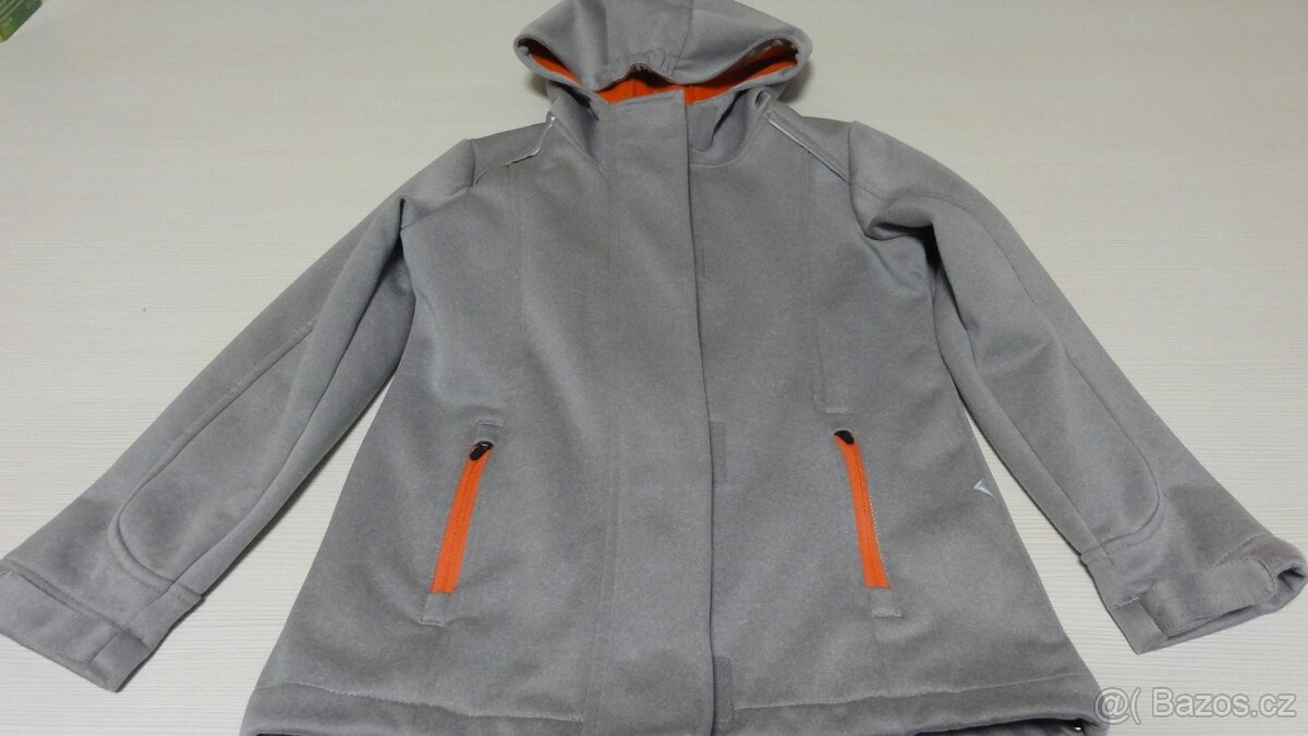 Softshellova bunda vel.122/128