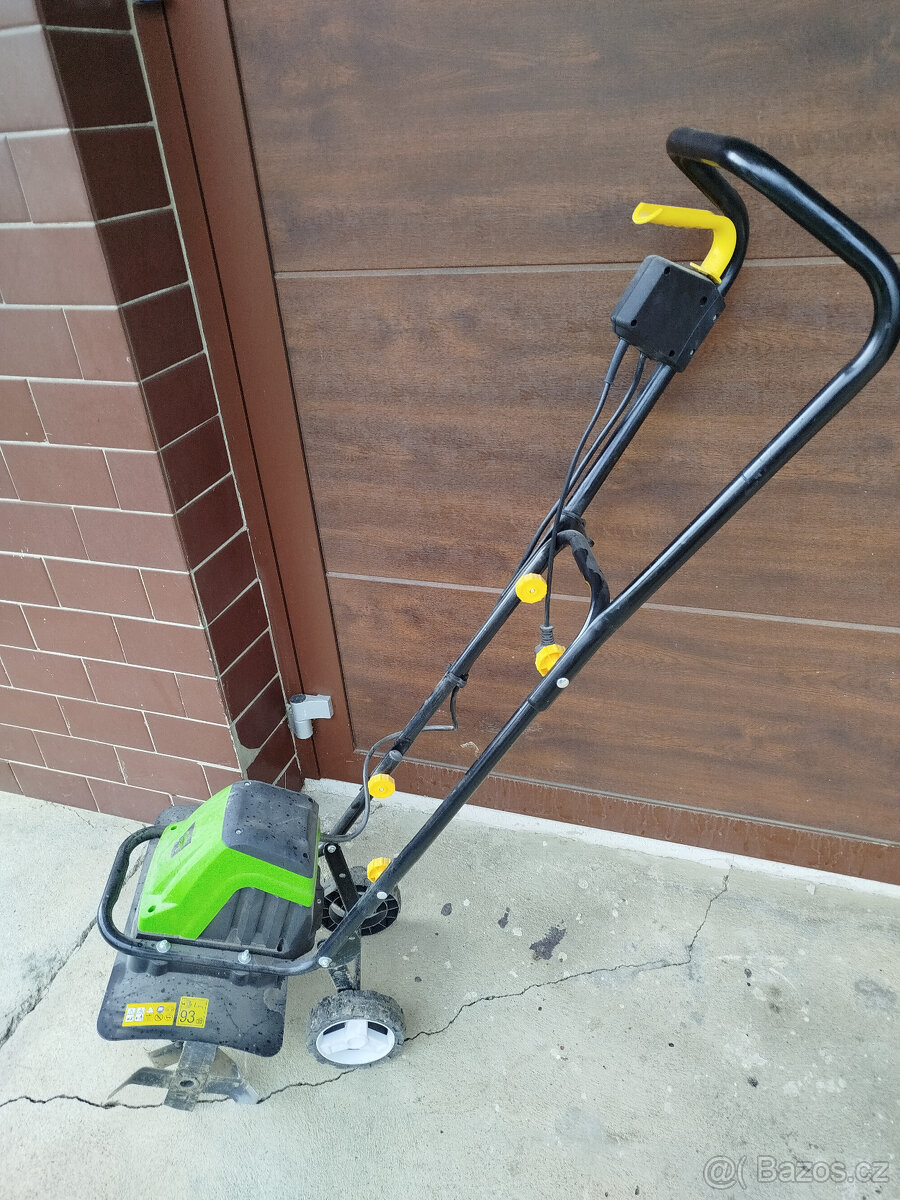Prodám kultivátor půdy elektrický
