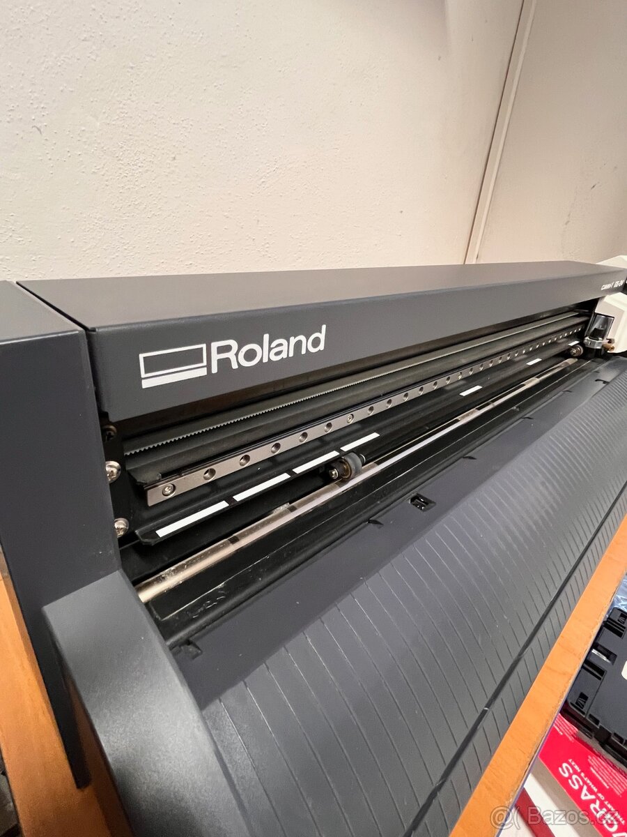 Roland GS-24