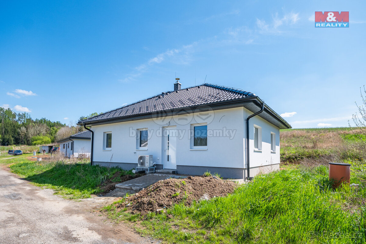 Prodej rodinného domu, 64 m², Libež