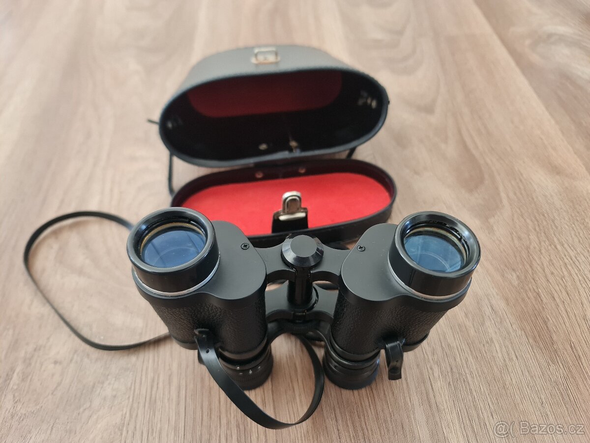 Dalekohled REVUE 8 X 30