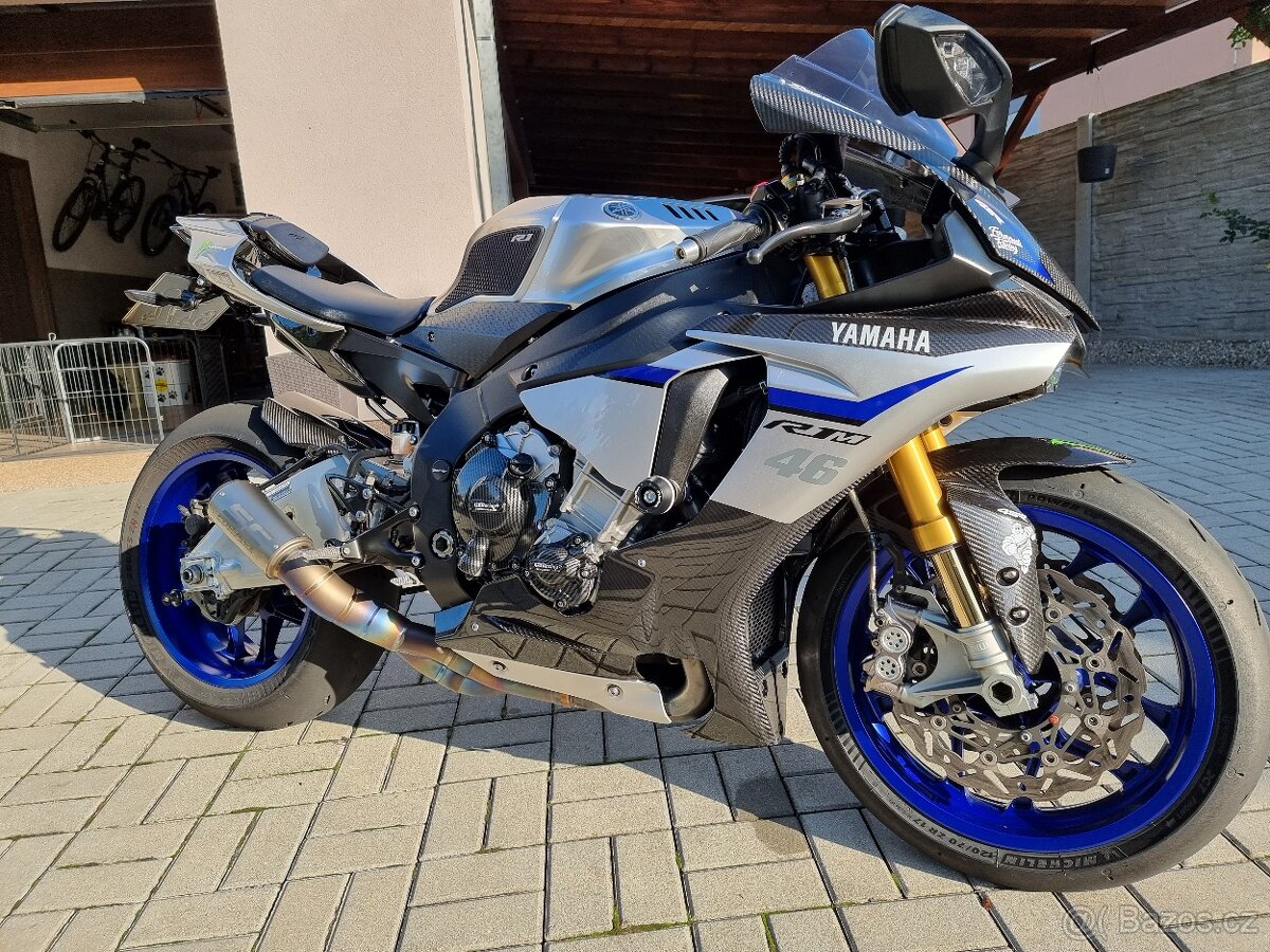 Yamaha R1M