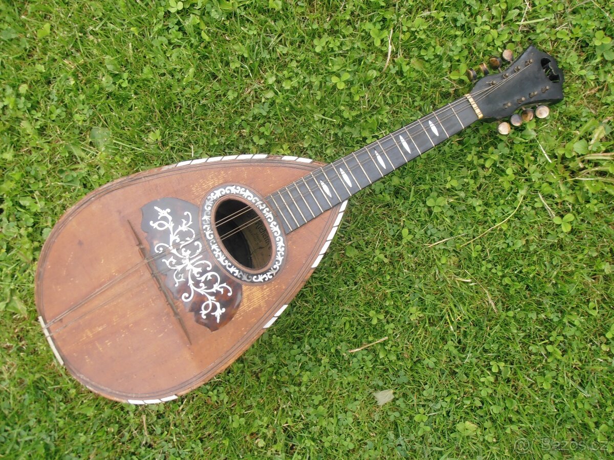 Mandolína Luigi Richetti c Figli Napoli a K.SCHAMAL PRAG