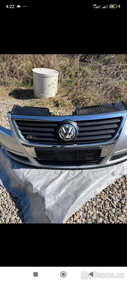 Prodám originál predni naraznik passat b6 2005-2010 stribr