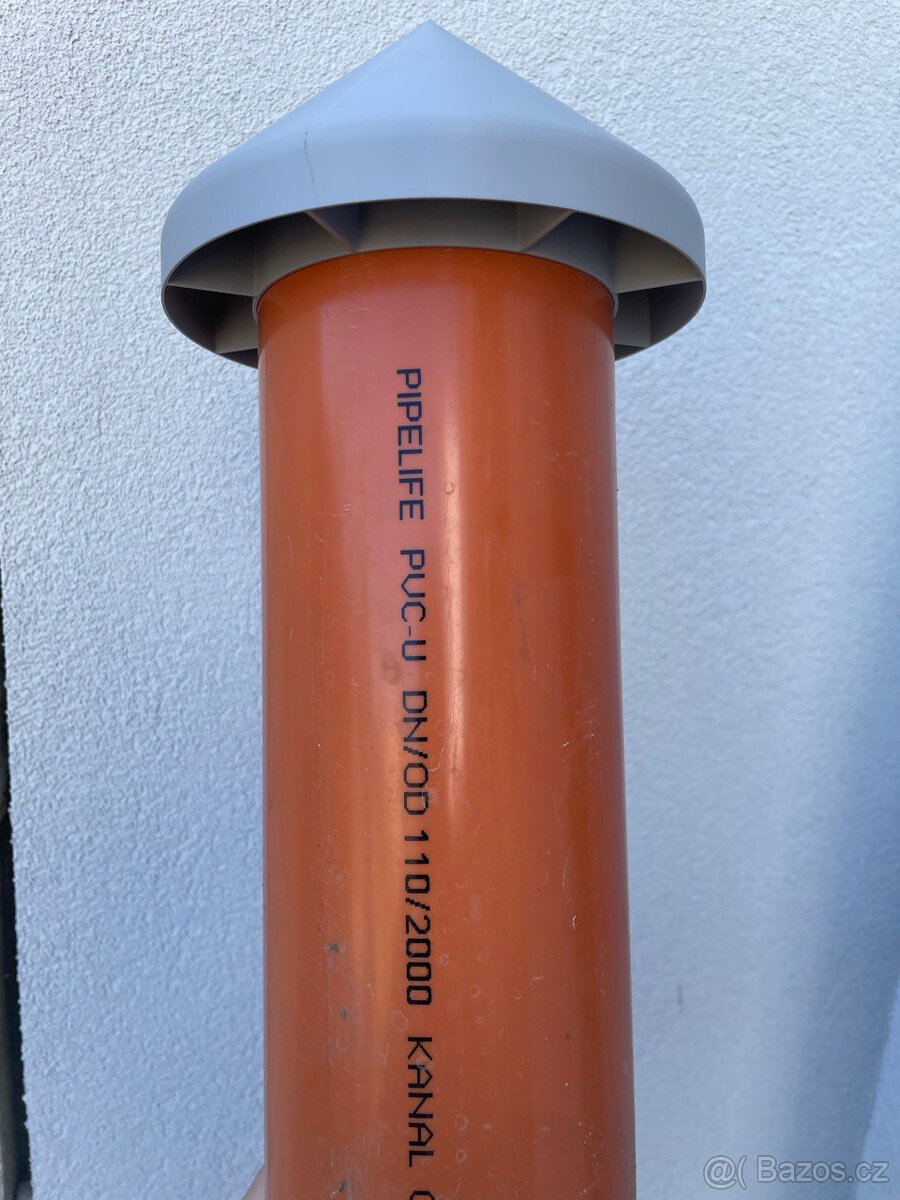 Větrací protidešťová stříška na DN 110 mm trubku