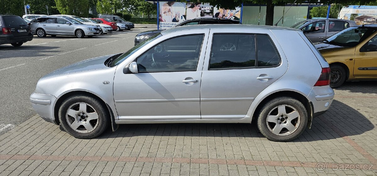 Golf 4